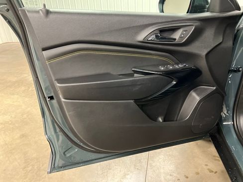 New 2026 Chevrolet Trax LT w/ Driver Confidence Package image 14