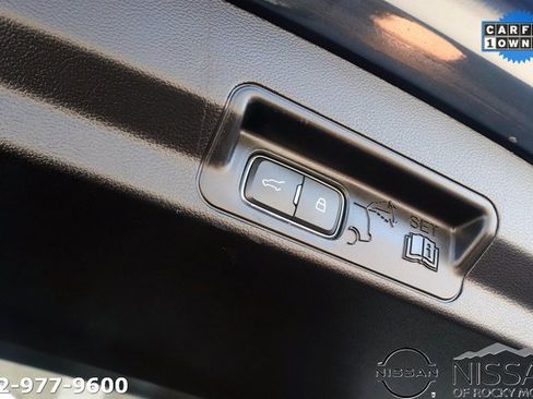 Used 2022 Ford Explorer Limited w/ Equipment Group 301A image 16