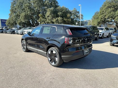 New 2026 Volvo EX30 Plus w/ Protection Package Premier image 4