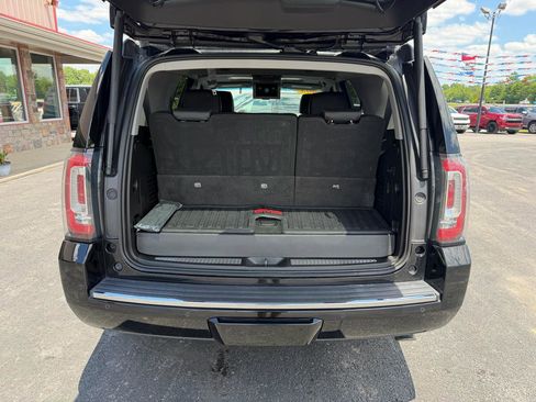 Used 2018 GMC Yukon Denali w/ Denali Ultimate Package AWD/4WD image 6