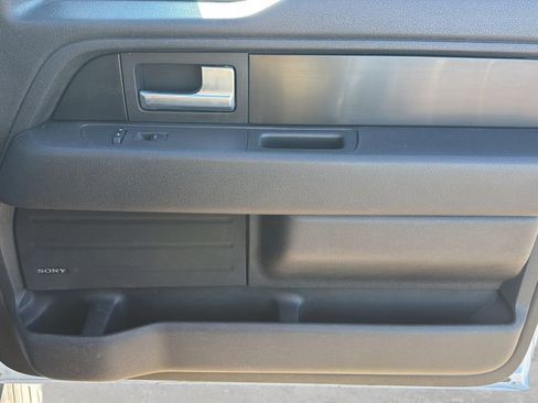 Used 2014 Ford F150 FX4 w/ Equipment Group 402A Luxury image 9