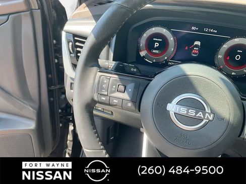 Used 2023 Nissan Rogue Platinum w/ Platinum Premium Package AWD/4WD image 22