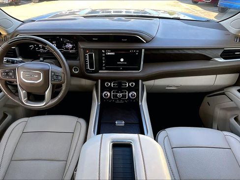 Certified 2023 GMC Yukon Denali w/ Denali Reserve Package image 16