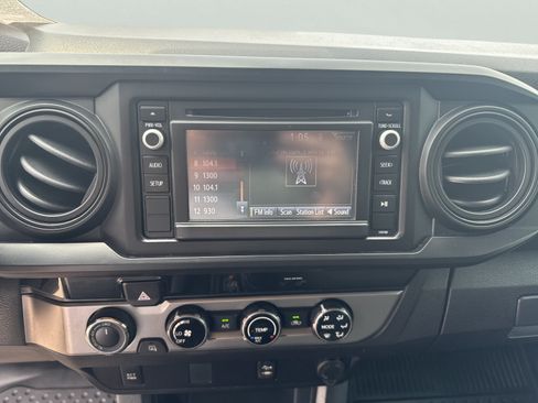 Used 2018 Toyota Tacoma SR w/ SR Convenience Package AWD/4WD image 15