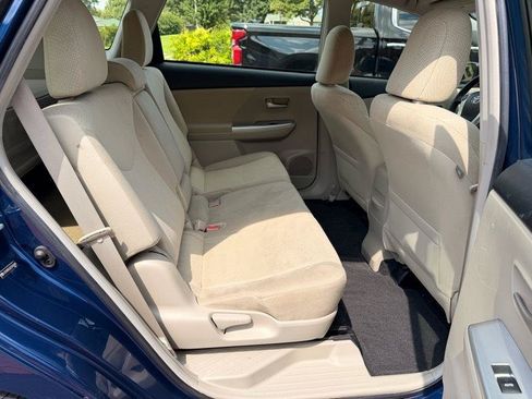 Used 2012 Toyota Prius V Three FWD image 17