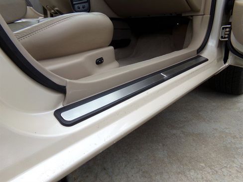 Used 2001 Lincoln Continental image 83