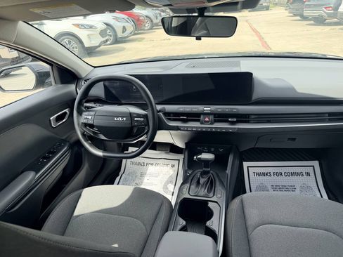 Used 2025 Kia K4 FWD image 21