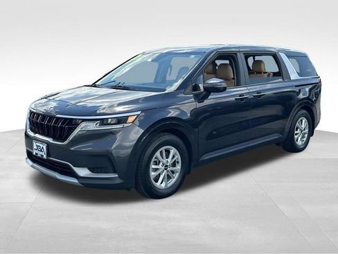 Used 2024 Kia Carnival LX FWD image 24