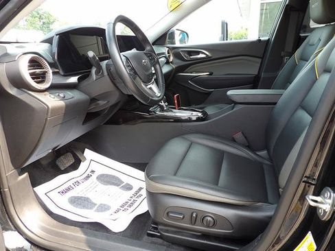 Used 2024 Chevrolet Trax ACTIV w/ Sunroof Package FWD image 14