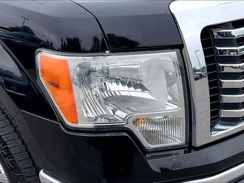 Used 2011 Ford F150 XLT w/ XLT Chrome Pkg AWD/4WD image 37