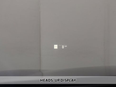 Used 2022 BMW M550i xDrive w/ Premium Package image 6