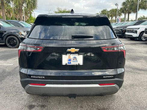 New 2026 Chevrolet Equinox LT w/ Convenience Package II FWD image 6