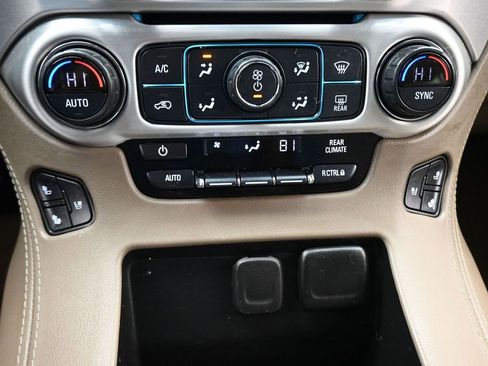 Used 2019 GMC Yukon SLT AWD/4WD image 15