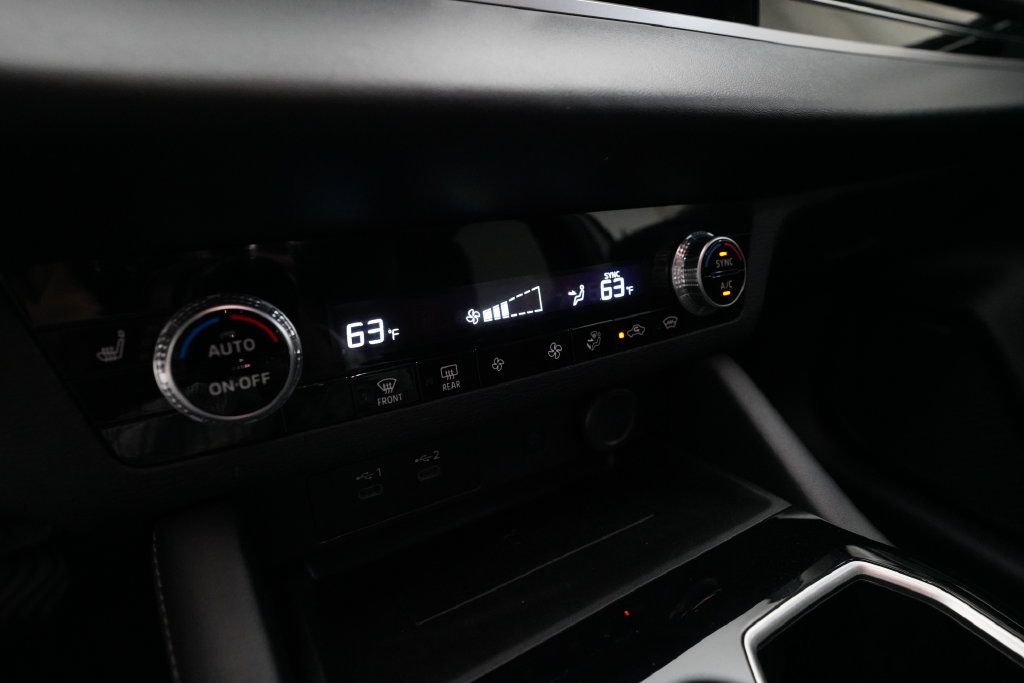 Used 2025 Mitsubishi Outlander AWD image 21