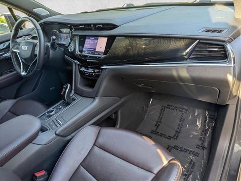 Used 2020 Cadillac XT6 Premium Luxury image 22