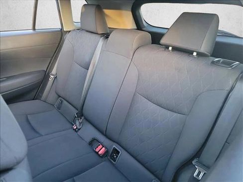 Used 2022 Toyota Corolla Cross LE AWD/4WD image 18