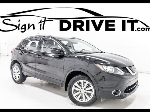 Used 2018 Nissan Rogue Sport SV w/ SV All-Weather Package FWD image 1