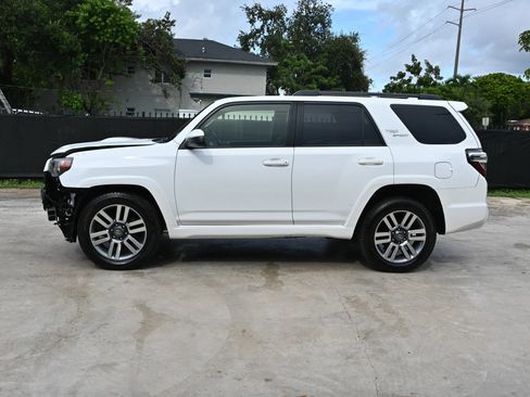 Used 2024 Toyota 4Runner TRD Sport RWD image 6