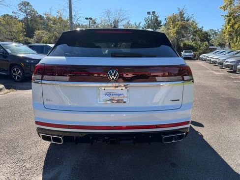 New 2026 Volkswagen Atlas Cross Sport SEL Premium R-Line AWD/4WD image 5