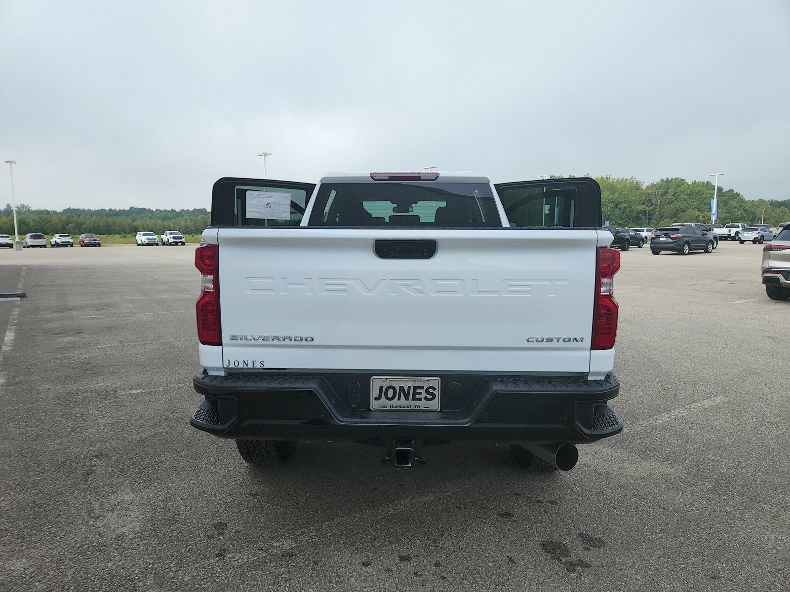 New 2026 Chevrolet Silverado 2500 Custom w/ Custom Value Package AWD/4WD image 16