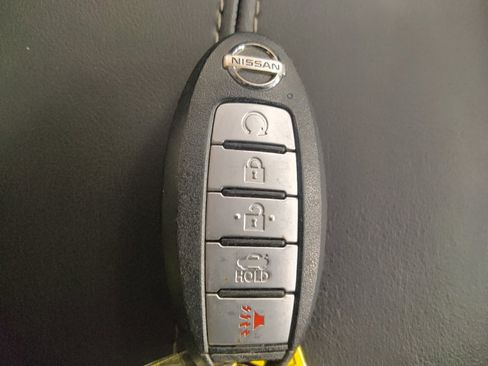Used 2021 Nissan Sentra SV FWD image 32