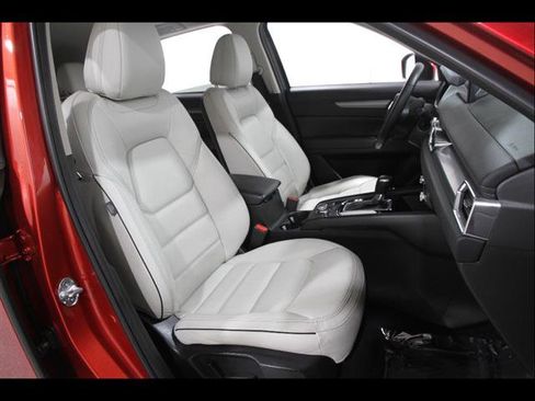 Certified 2025 MAZDA CX-5 AWD 2.5 S w/ Preferred Package image 15