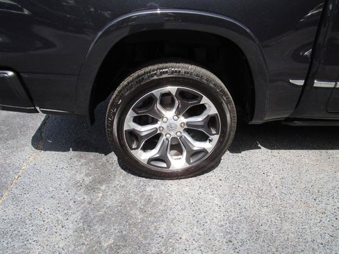Used 2019 RAM 1500 Limited AWD/4WD image 30