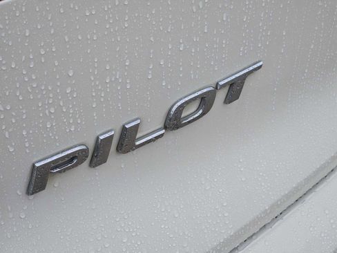 Used 2016 Honda Pilot EX-L image 11