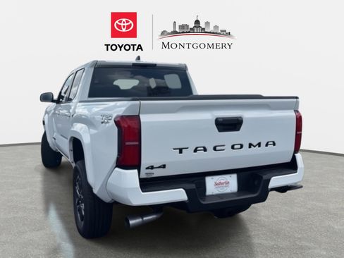New 2025 Toyota Tacoma TRD Sport AWD/4WD image 4