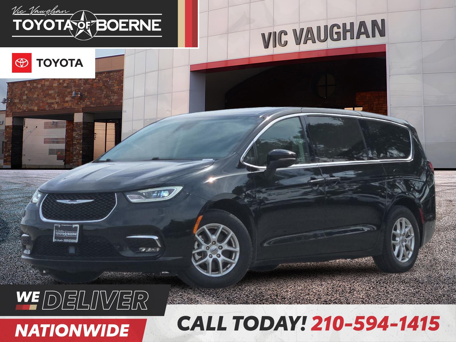 Used 2023 Chrysler Pacifica Touring-L FWD image 1
