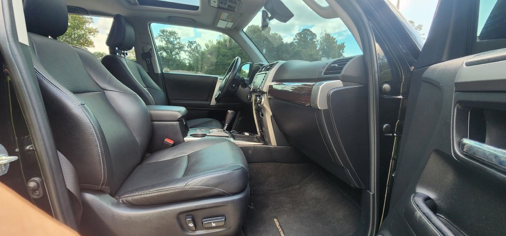 Used 2024 Toyota 4Runner Limited RWD image 25