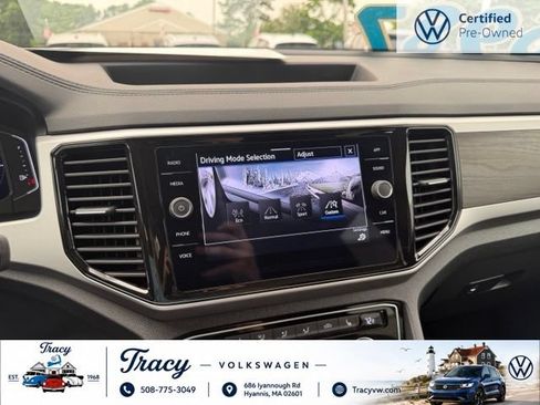 Certified 2023 Volkswagen Atlas SE w/ Panoramic Sunroof Package AWD/4WD image 19