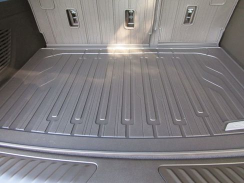 New 2026 GMC Yukon XL Elevation w/ Elevation Premium Package AWD/4WD image 40