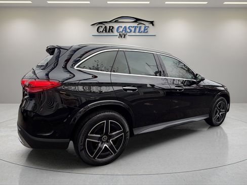 Used 2023 Mercedes-Benz GLC 300 4MATIC image 7
