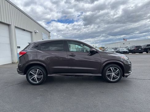 Certified 2020 Honda HR-V Touring image 5