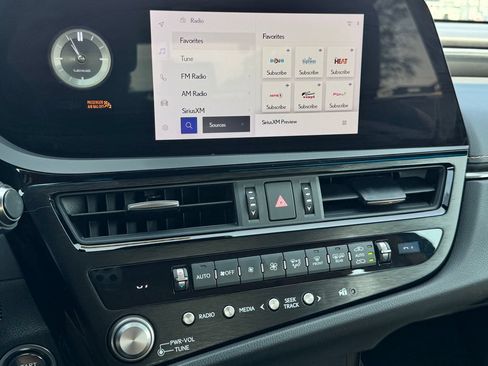 Used 2023 Lexus ES 350 w/ Accessory Package (Z1) FWD image 22