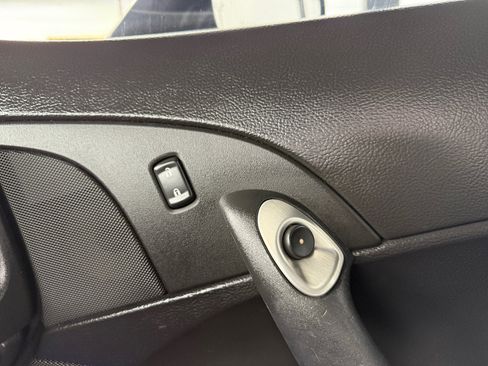 Used 2010 Chevrolet Corvette w/ Preferred Equipment Group image 20