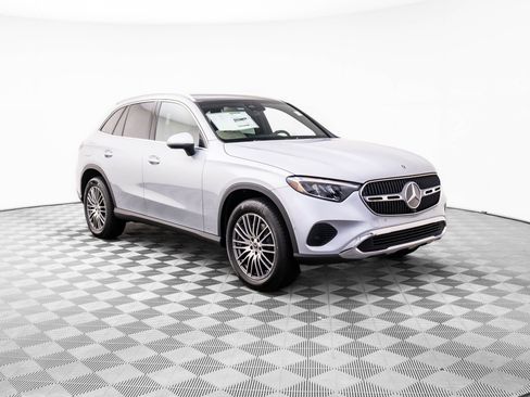 New 2026 Mercedes-Benz GLC 300 4MATIC image 7