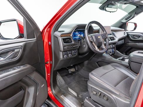 Used 2024 Chevrolet Tahoe High Country w/ Advanced Technology Package AWD/4WD image 12