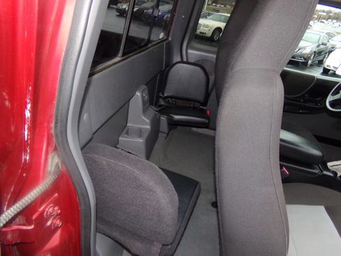 Used 2005 Ford Ranger XLT image 13