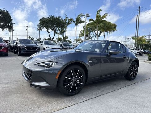 New 2026 MAZDA MX-5 Miata RF Grand Touring RWD image 28