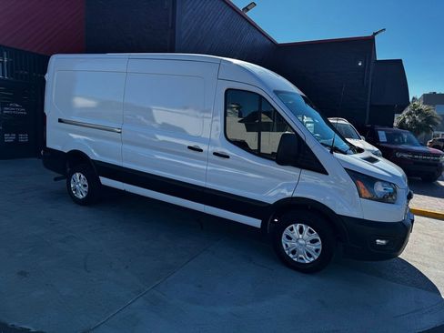 Used 2020 Ford Transit 250 Medium Roof RWD image 2