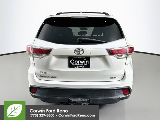 Used 2015 Toyota Highlander XLE AWD/4WD image 8