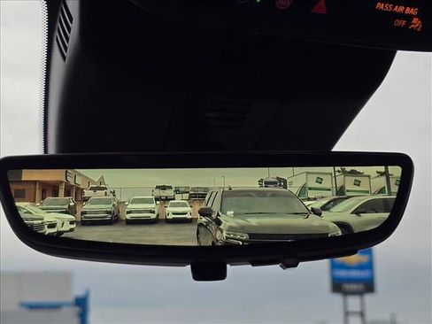 New 2026 Chevrolet Traverse LT w/ Midnight/Sport Edition image 32