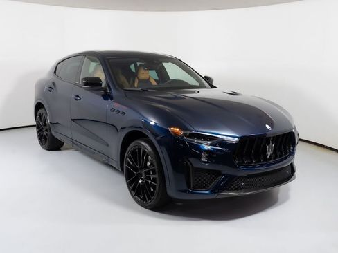 Used 2024 Maserati Levante Trofeo AWD/4WD image 1
