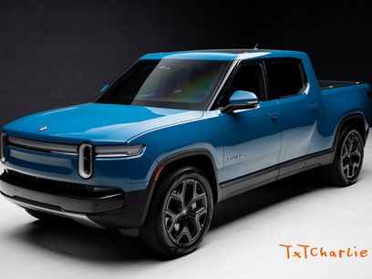Used 2025 Rivian R1T Adventure