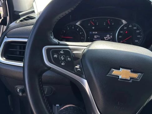 Used 2022 Chevrolet Equinox LT FWD image 25