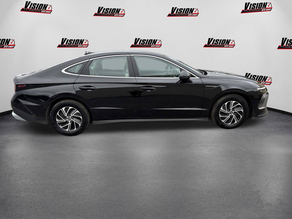 New 2026 Hyundai Sonata Blue FWD image 6