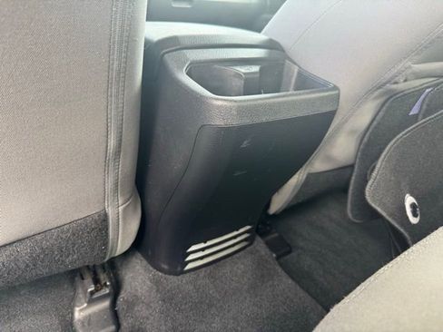 Certified 2020 Toyota Tacoma SR image 9