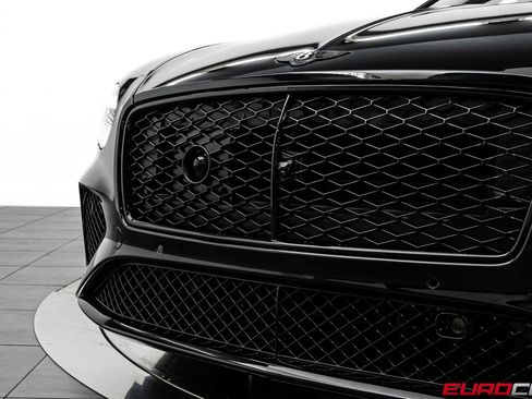 Used 2025 Bentley Continental GT image 11